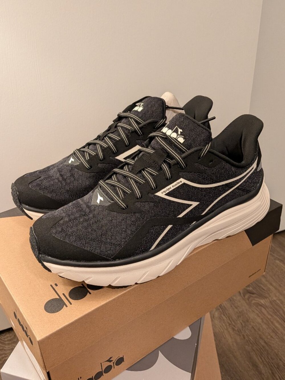 Diadora Equipe Nucleo Running Shoes - Men's 12 - NEW - Black/Whisper White